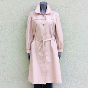 London Fog (USA) Ladies Vintage "MAINCOAT" Luxury Trench Coat (1970's)